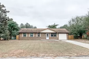 213 Santa Ana Dr, Wilmington, NC 28412 - Photo 1