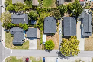 109 S Seventh Ave S, Kure Beach, NC 28449 - Photo 1