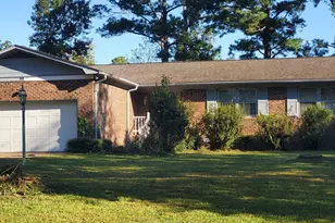 609 Bayshore Dr, Wilmington, NC 28411 - Photo 1