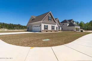 3006 Bluewater Blvd, New Bern, NC 28562 - Photo 1