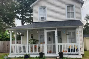 704 Grady St, Elizabeth City, NC 27909 - Photo 1