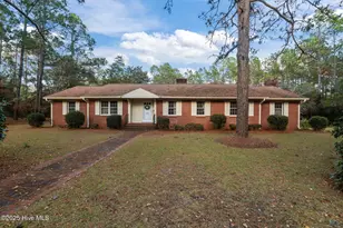608 Wilder Ave, Aberdeen, NC 28315 - Photo 1