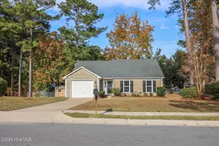 544 Shadowridge Rd, Jacksonville, NC 28546 - Photo 1