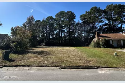 105 Windsor Court, Jacksonville, NC 28546 - Photo 1