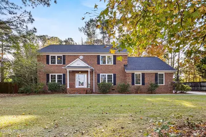209 W Biltmore Lane W, Jacksonville, NC 28546 - Photo 1