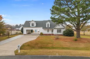 1370 Hope Dr, Greenville, NC 27858 - Photo 1