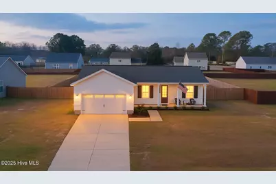 305 Gate Stone Lane, Jacksonville, NC 28540 - Photo 1