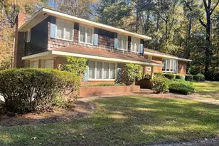 504 Scout Ln, Elizabethtown, NC 28337 - Photo 1