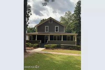 220 E Vermont Avenue, Southern Pines, NC 28387 - Photo 1