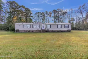 406 King Arthur Dr, Whiteville, NC 28472 - Photo 1