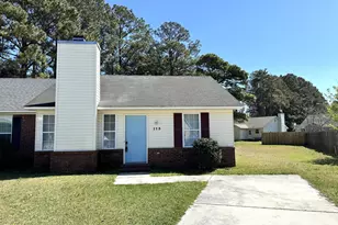 113 Glenside Ct, Piney Green, NC 28544 - Photo 1