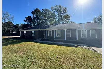 107 Plantation Boulevard, Jacksonville, NC 28540 - Photo 1