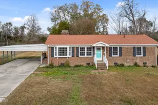 2600 N Hills Dr, New Bern, NC 28562 - Photo 1