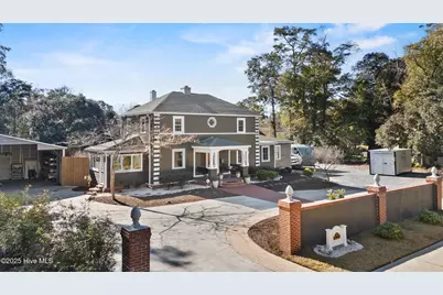 2610 Oleander Drive, Wilmington, NC 28403 - Photo 1