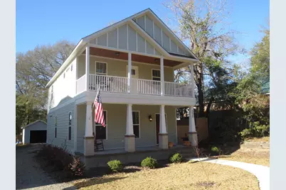 330 N Leak Street, Southern Pines, NC 28387 - Photo 1