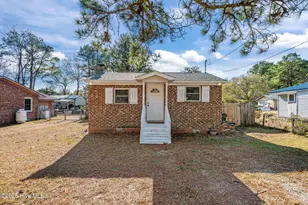 1915 Evans St, New Bern, NC 28562 - Photo 1