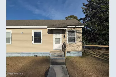 218 Richlands Avenue #2, Jacksonville, NC 28540 - Photo 1