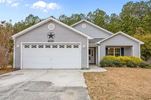 4015 W.T. Whitehead Dr, Jacksonville, NC 28546 - Photo 1