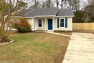 309 W Frances St, Jacksonville, NC 28546 - Photo 1
