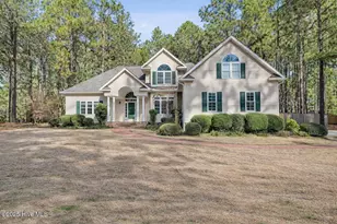 604 Wildwood Rd, Aberdeen, NC 28315 - Photo 1