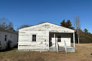129 Package-Craft Rd, Bethel, NC 27812 - Photo 1