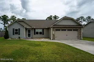 520 Deep Inlet Dr, Sneads Ferry, NC 28460 - Photo 1
