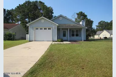 402 Fieldstone Way, Jacksonville, NC 28546 - Photo 1