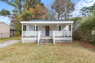 138 Elizabeth St, Jacksonville, NC 28540 - Photo 1