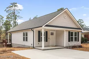 60 S Greensboro Rd, Southport, NC 28461 - Photo 1
