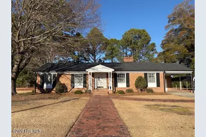 207 W Carolina Street, Fremont, NC 27830 - Photo 1
