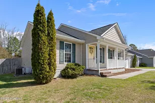 115 Laredo Dr, Jacksonville, NC 28540 - Photo 1