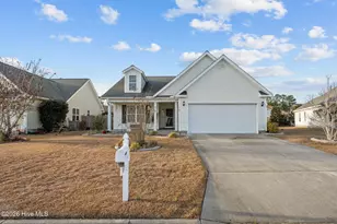 105 Two Putt Ct, New Bern, NC 28560 - Photo 1