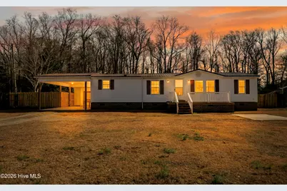 121 Woodcroft Lane, Rocky Point, NC 28457 - Photo 1