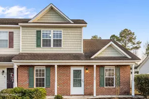 700 Streamwood Dr, Jacksonville, NC 28546 - Photo 1