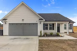 522 Carolina Church Rd, Saint Pauls, NC 28384 - Photo 1