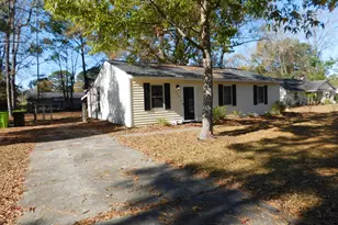 842 Halifax Cir, New Bern, NC 28562 - Photo 1