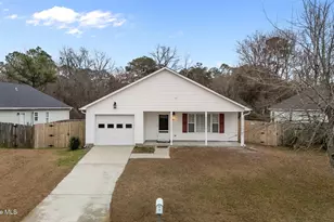 207 Attmore Dr, New Bern, NC 28560 - Photo 1