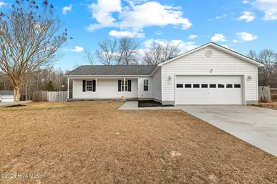 177 Wheaton Drive, Richlands, NC 28574 - Photo 1