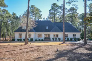 75 Pinewild Dr, Pinehurst, NC 28374 - Photo 1