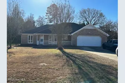 211 Forest Oaks Drive, New Bern, NC 28562 - Photo 1