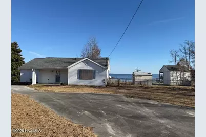 913 Stately Pines Road, New Bern, NC 28560 - Photo 1
