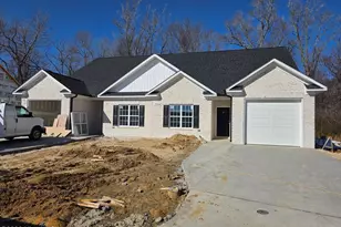 2004 Dartford Dr, Greenville, NC 27834 - Photo 1