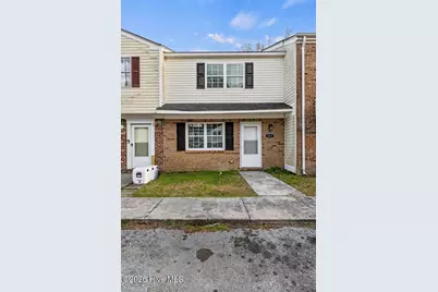 411 Myrtlewood Circle, Jacksonville, NC 28546 - Photo 1
