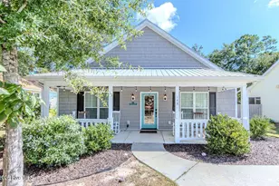 148 NE 12th St, Oak Island, NC 28465 - Photo 1