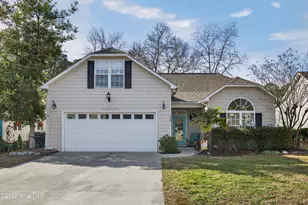 400 Azalea Dr, Hampstead, NC 28443 - Photo 1