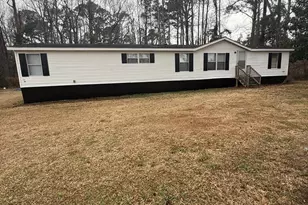 110 Bratton Dr, Jacksonville, NC 28540 - Photo 1