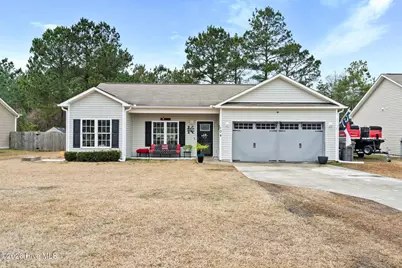 104 Lilac Lane, Richlands, NC 28574 - Photo 1