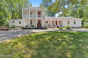 121 Dolphin Ln, Sneads Ferry, NC 28460 - Photo 1
