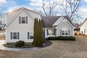 104 Pecan Ridge Dr, New Bern, NC 28562 - Photo 1