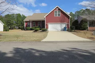 240 Roberts Pl, Carthage, NC 28327 - Photo 1